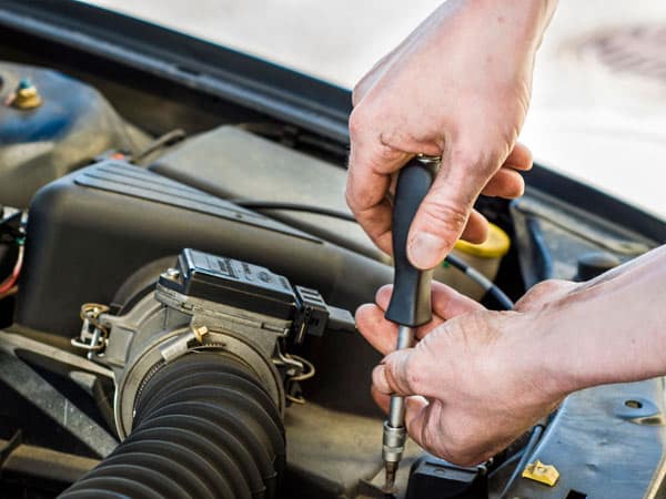 Riparazione-auto-Carserver-Lugo